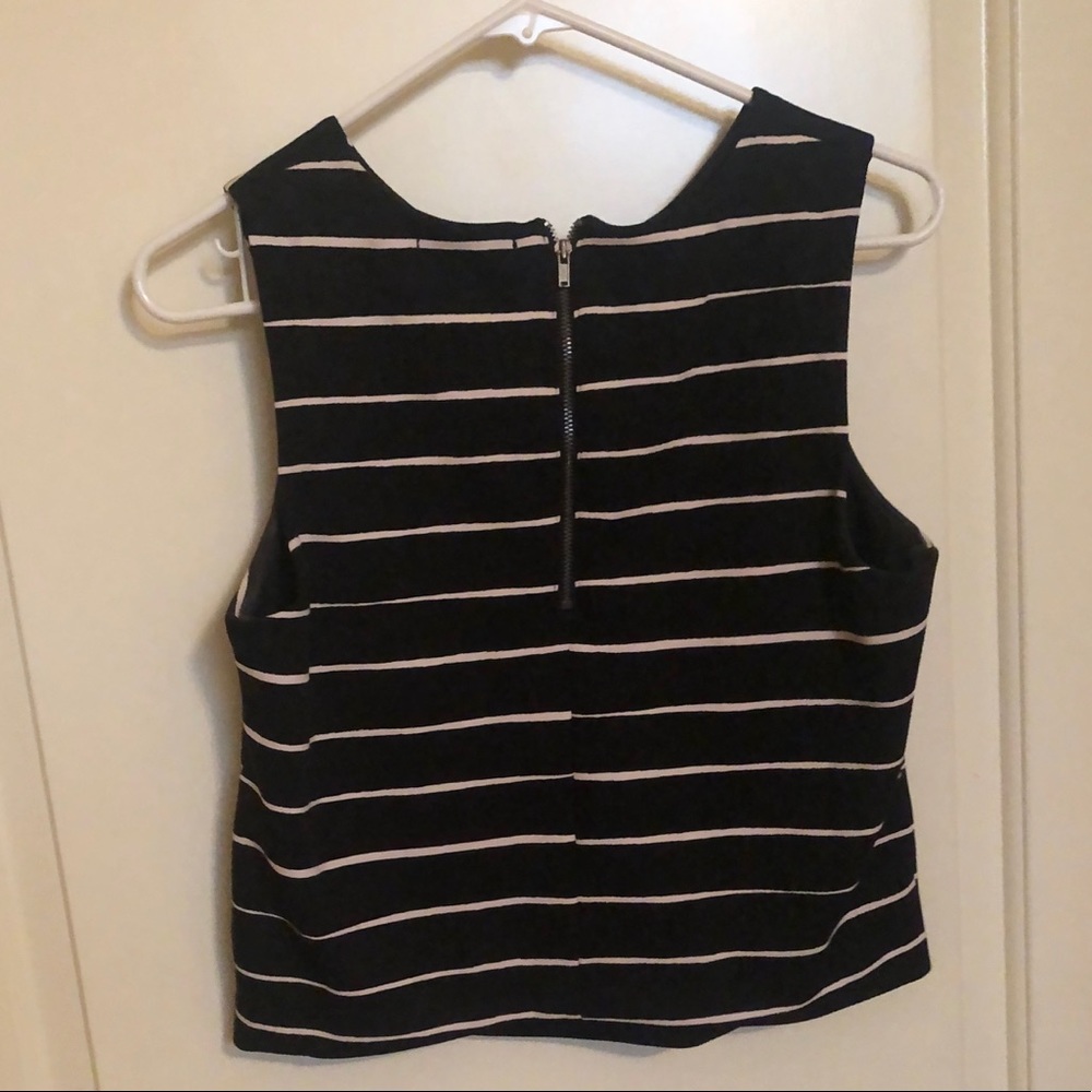 Professional Tank ➰ - Picture 2 of 3
